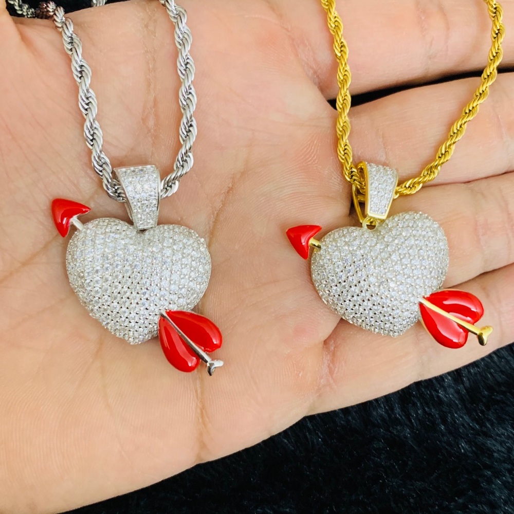 925 Sterling Silver Heart Red Arrow Pendant wChain